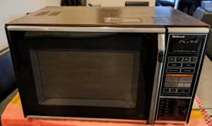 National Microwave Oven, works fine. Good cond