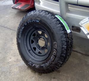 NEW 265/75R16 tyre on Sunraysia 16x8 rim - ONE ONLY