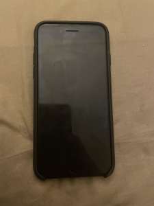 Mint iPhone SE 64gb black