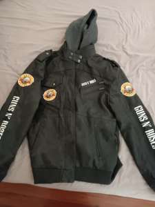Unisex Guns & Roses jacket. New. Large size.