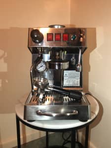 Diadema Junior Semi Auto Coffee Machine