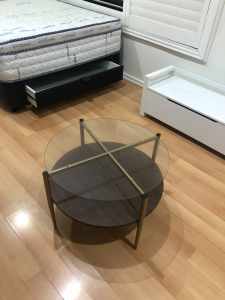 ROUND COFFEE TABLE