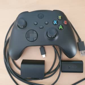 Xbox wireless controller and battery
