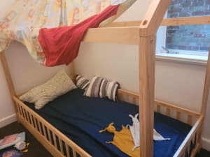 Childrens Bed - Montessori bed frame and Mattress