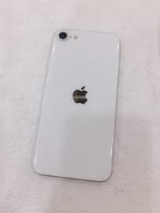 iPhone SE 64GB 2020 with Warranty 
