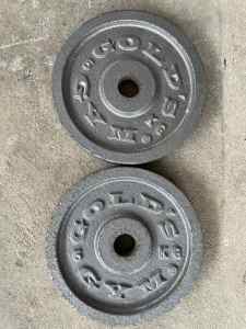 Pair of 5kg Golds Gym weight plates in great condition