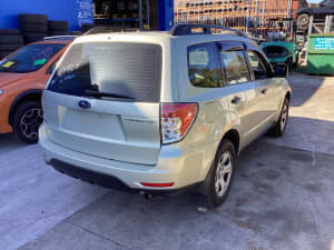 SUBARU FORESTER SH 2010 EJ25 SINGLE CAM AUTOMATIC LOW KMS WRECKING