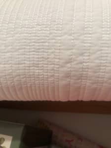 QUILT BED COVER BIEGE DOUBLE AS NEW & DRYCLEANED
