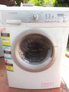 Electrolux 7-3.5kg Washer Dryer Combo EWW1273