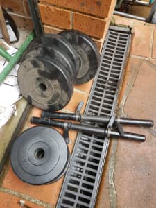 Bench press,dumb bells,weights,gym gear,weight plates,
