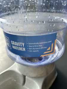 Lexi & Me Gravity Waterer 3.5L capacity - Great Condition