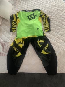 Motocross pants & jersey set used youth size