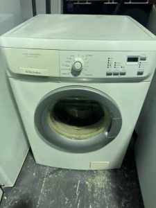 Electrolux 7 kg washing machine