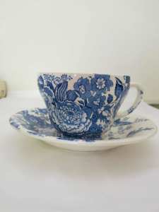 MALING WARE Oversize Cup & Saucer