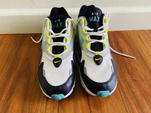 Nike air max men’s shoes US 9