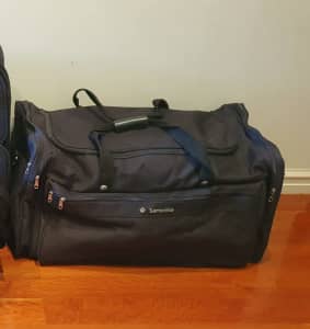 SAMSONITE 68cm Duffle Bag with Shoulder Strap