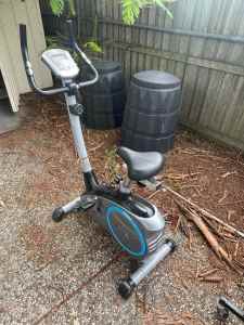EXERCISE BIKE VGC $50 NO OFFERS THANKS