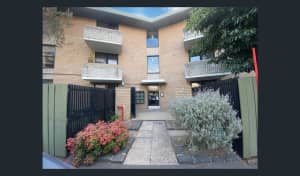 In the Heart of Carlton! Close to CBD - Large Separate Furnished Bdrm