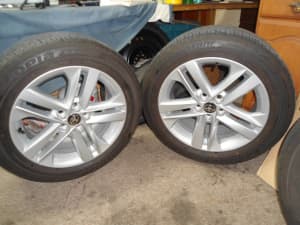 TOYOTA COROLLA FACTORY rims and tyres X4