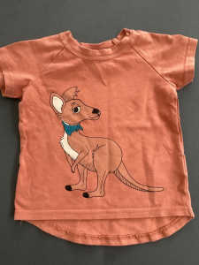 Dear Sophie Kangaroo T-shirt age 18-24 months New Condition