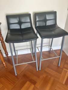 Comfortable padded bar stools