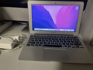 MacBook Air 11” 2015 MacOS Monterey Installed