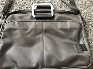 Messo Briefcase Laptop/Work Bag