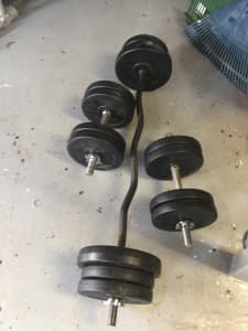 Curly bar with weights 40 kg and two dumbells with weights