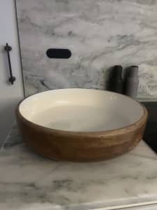 Decorative wooden bowl
