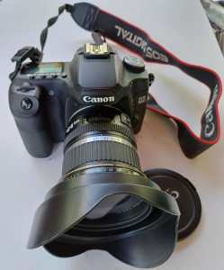 CANON CAMERA AND WIDE ANGLE LENS