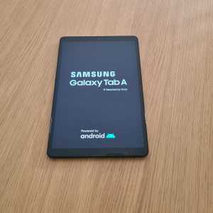 Samsung Tab A 10.5 2021 Model Dark Grey in Original Box Factory Reset
