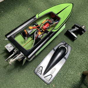 Ultra Fast Brushless Electric RC Boat 6s top quality! Read Details