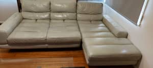 L shaped sofa in good condition 