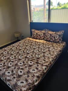 Room available for a Punjabi girl in Tarneit.