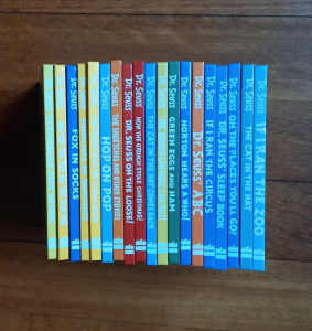 19 x Dr Seuss book collection