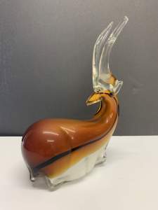 Glass Antelope 20cm H x 15cm L. Perfect condition