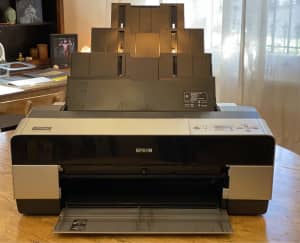 Epson Stylus Pro 3880 A2 (Wide Format) photo printer