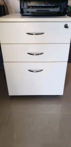 Office drawer with Key (white)