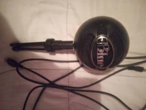 Blue yeti snowball ice microphone for sale