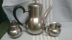 Oneida Tea or Coffee Set - Stainless Vintage Retro