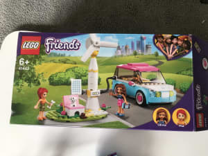 Lego friends 41686 and 41443