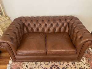 Moran Chesterfield leather Sofa 2.5 Seater