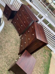 Queen Wooden Bedroom Setting incl 1x bed, 2x bedsides & 2x tallboys