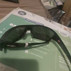 Oakley Split Shot sunglasses Black lenses Grey 