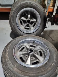Original GM Pontiac 14x7 rally wheels with trim rings and Tyres