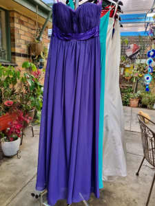 Strapless Size 10/12 Purple Evening Formal Gown Dress