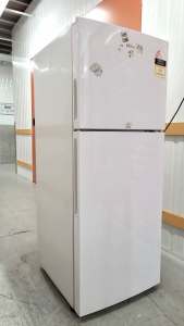 Free delivery 221L fridge with freezer