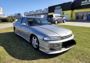 R33 FOR URGRNT SALE