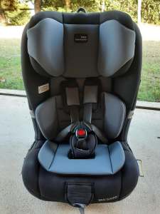 Britax Maxi Guard car seat