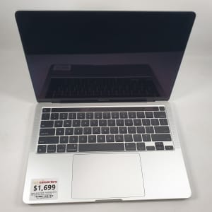 Apple Macbook 2022 M2 Chip (002300751630)